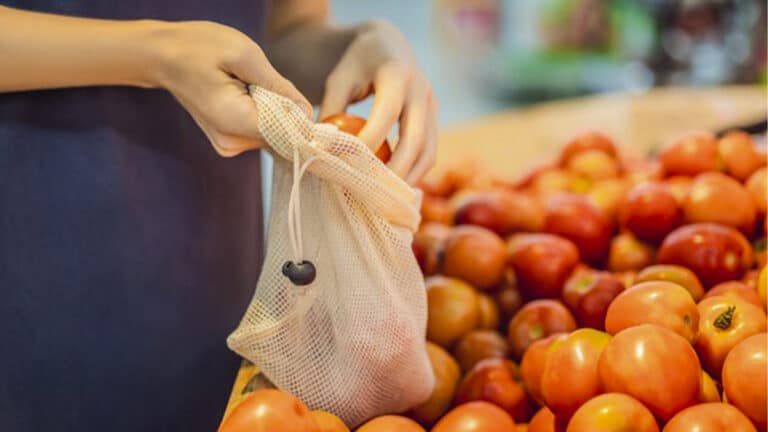 L’astuce pour que les tomates achetées au supermarché retrouvent leur saveur: 1 seul ingrédient suffit