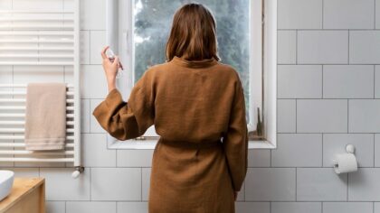 Sans désodorisant : voici l’astuce des hôtels pour que votre salle de bains sente toujours bon
