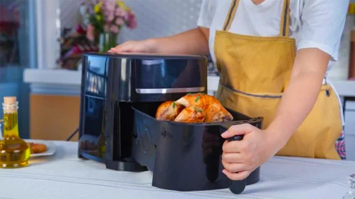Adieu l’AirFryer : ce que nous faisons tous est une erreur et les conséquences peuvent être fatales