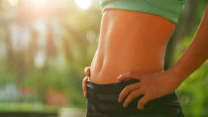 Adieu la graisse du ventre: la solution ultime pour les femmes de 50 ans selon les nutritionnistes de Harvard