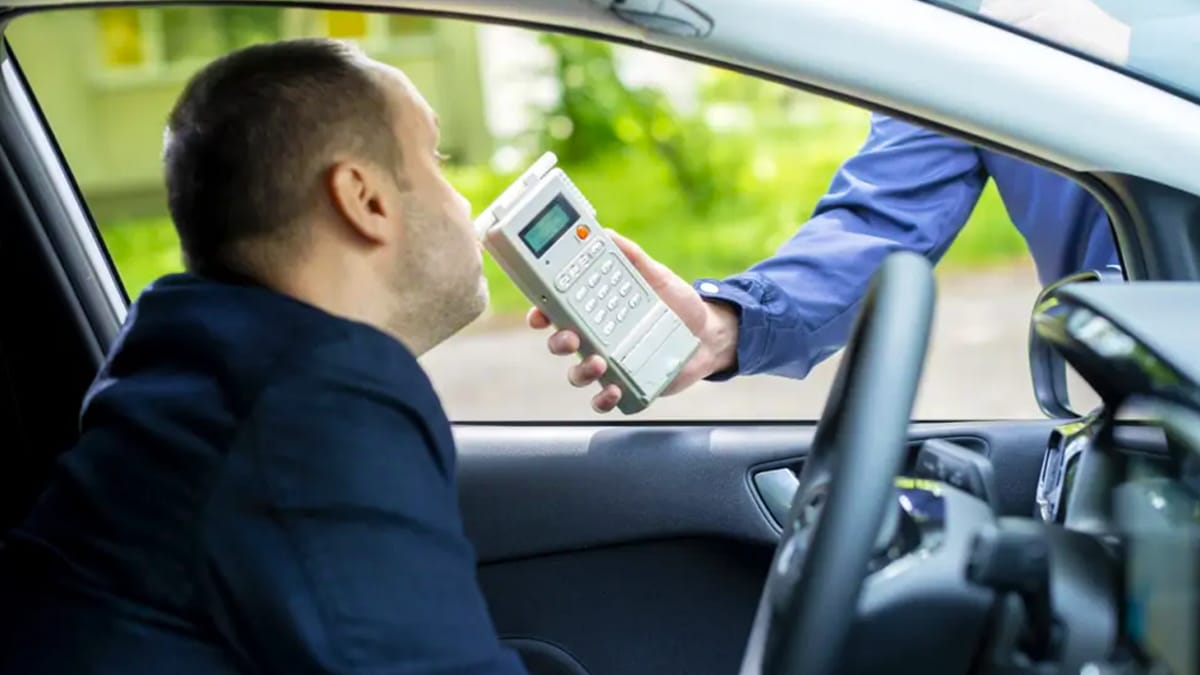 Automobilistes : combien de temps devez-vous attendre pour conduire après avoir bu ?