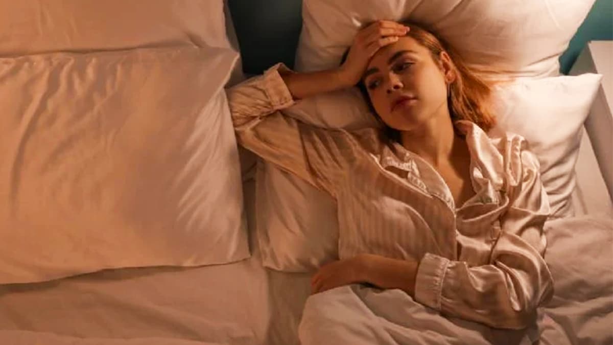 La signification de ne pas pouvoir s’arrêter de penser la nuit, selon la psychologie