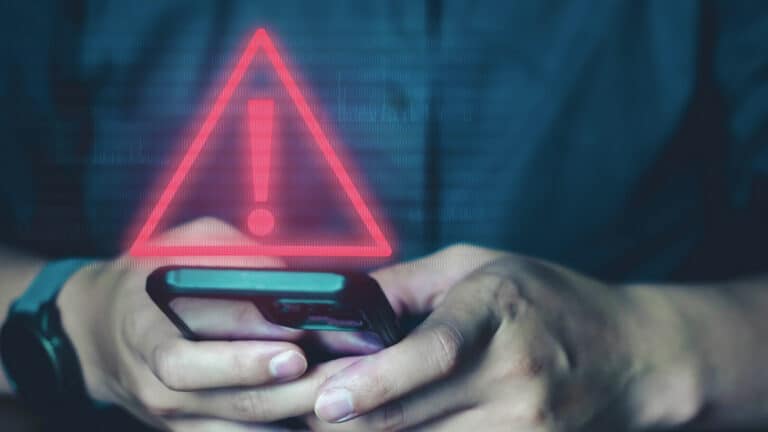 L’astuce très simple de 10 secondes pour protéger votre téléphone des arnaques