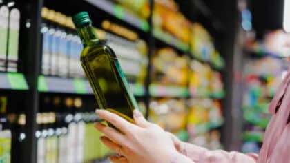 Le secret des bouteilles d’huile que personne ne connaît, vous allez économiser beaucoup d’argent