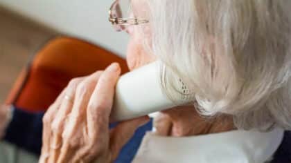 Les conseils d’une pharmacienne pour prévenir les cheveux gris et prendre soin de vos cheveux