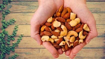 On pense que c’est naturel, or c’est toxique : la vérité sur les fruits secs vendus en supermarché