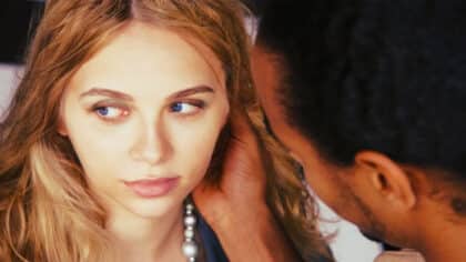Que signifie le fait qu’une personne détourne le regard lorsqu’elle vous parle selon la psychologie