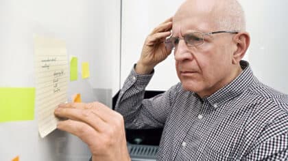Que signifie oublier le nom des gens selon la psychologie