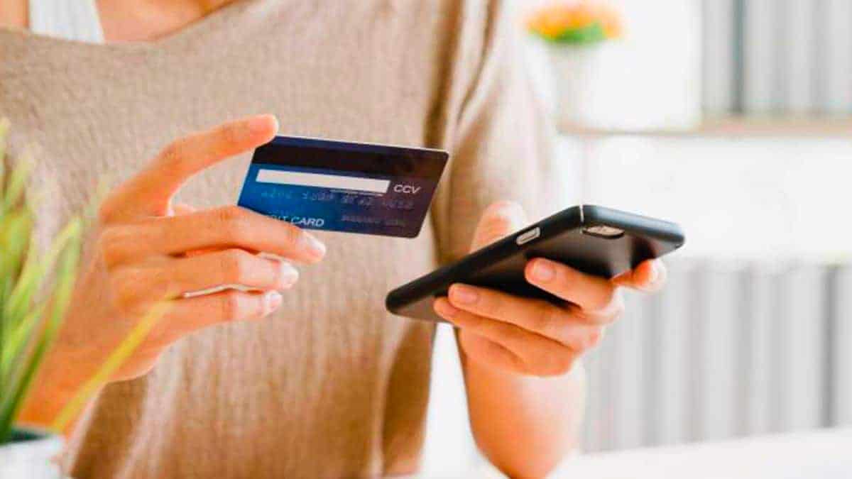 Les arnaques indétectables et dangereuses qui vident votre compte bancaire lors de vos achats en ligne