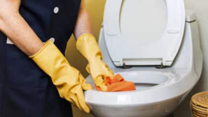 3 astuces pour éradiquer les mauvaises odeurs dans votre salle de bain