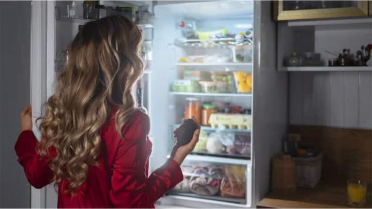 3 erreurs fatales et courantes que tout le monde fait pour conserver des aliments au réfrigérateur