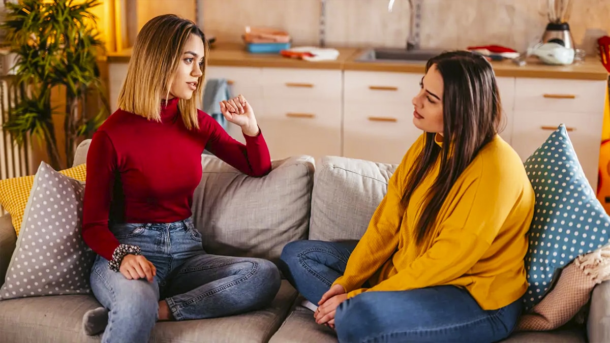 5 phrases apparemment inoffensives qui peuvent briser une amitié en quelques secondes, selon la psychologie