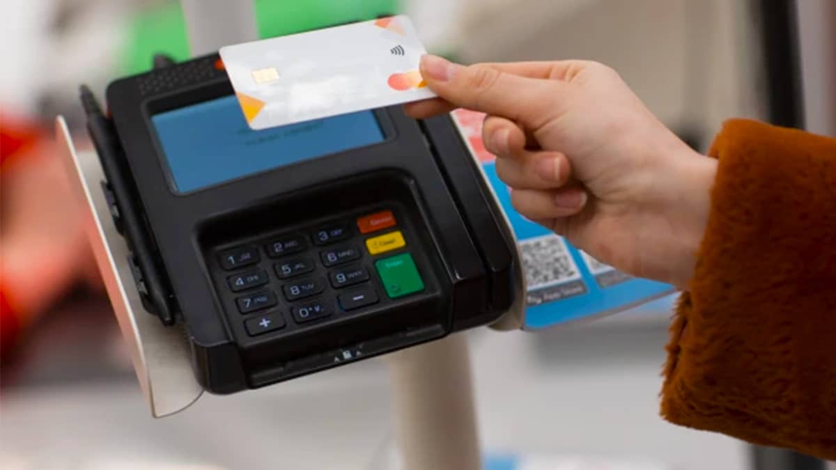 Alerte à l’arnaque à la carte bancaire : voici comment la gendarmerie recommande de se protéger