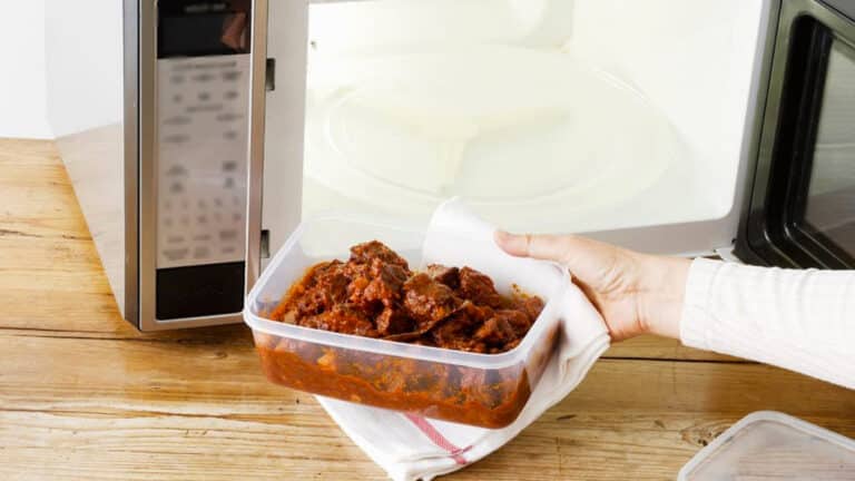 Alerte sur les Tupperware : les autorités européennes mettent en garde contre leur dangerosité