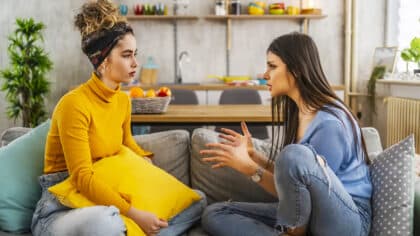 Ce que dit la psychologie des personnes qui donnent des conseils sans les appliquer eux-mêmes