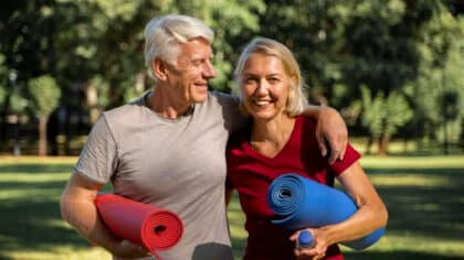 C'est la règle du 6-6-6, la tendance qui gagne les plus de 60 ans pour se remettre en forme facilement