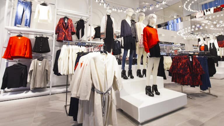 Gros coup dur, 2 célèbres enseignes de mode françaises placées en redressement judiciaire