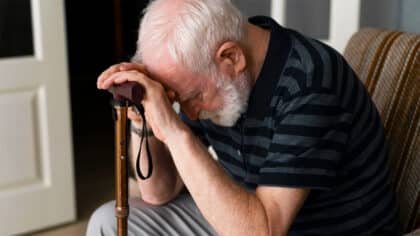 La raison pour laquelle les personnes de plus de 65 ans souffrent de dépression à la retraite selon la psychologie