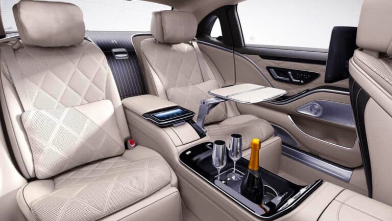 La voiture la plus luxueuse au monde a battu Porsche et Audi : voici à quoi elle ressemble