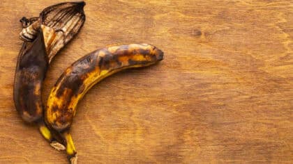 Le lieu où vous devez stocker vos bananes pour qu’elles ne noircissent pas en été