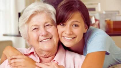 L’objet que votre grand-mère avait peut valoir une fortune et vous rendre riche, vérifiez si vous l’avez toujours