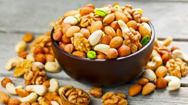 Ni cacahuètes ni pistaches: ces fruits secs augmentent le collagène et réduisent la glycémie