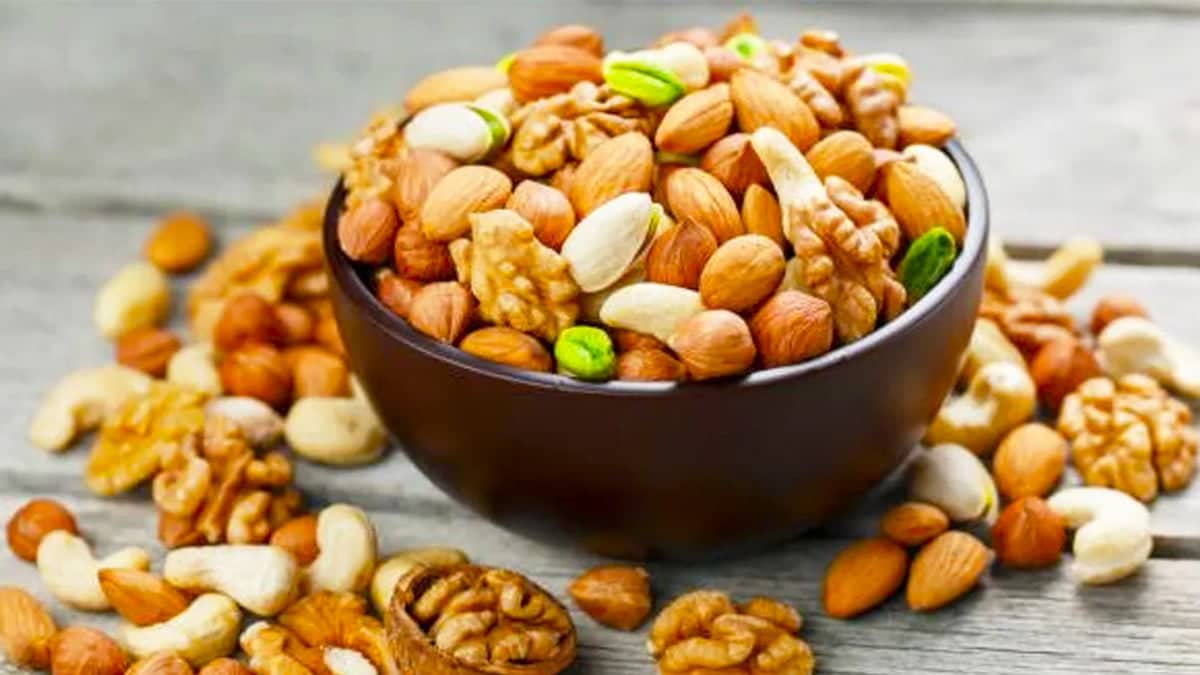 Ni cacahuètes ni pistaches: ces fruits secs augmentent le collagène et réduisent la glycémie