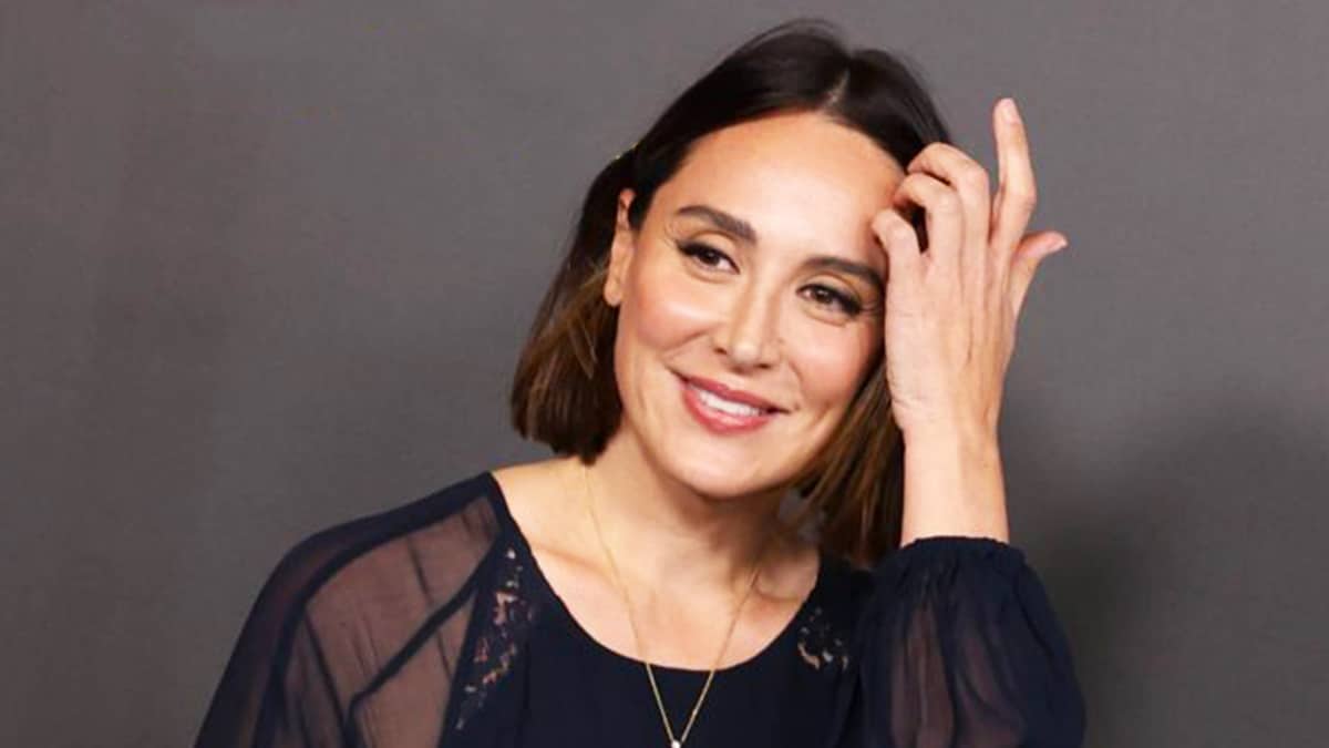 Ni carré ni pixie : la coupe de cheveux qui rajeunit instantanément après 40 ans