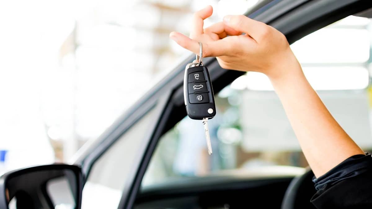 Ni le four ni le frigo : l’appareil de votre maison où vous devriez garder vos clés de voiture