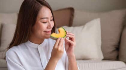 Ni le sentir ni le regarder : une experte donne la clé pour choisir le meilleur melon en supermarché