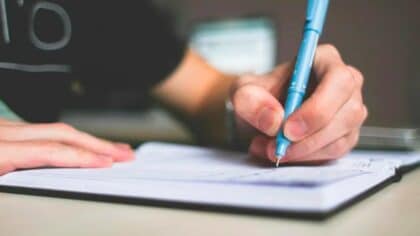 Ni mots croisés ni lecture : l’activité que les plus de 60 ans doivent faire chaque jour selon des experts