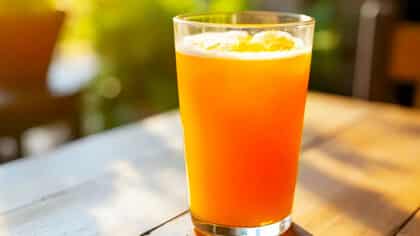 Pourquoi vous ne devriez pas boire de jus d’orange au petit-déj malgré ce que tout le monde pense