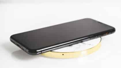 Que se passe-t-il si vous chargez votre téléphone toute la nuit ? Ces mythes et vérités