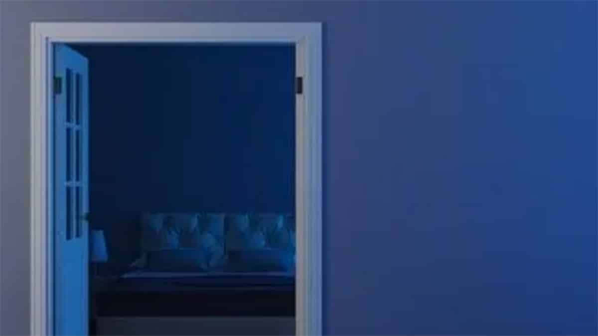 Que signifie dormir avec la porte de la chambre ouverte selon la psychologie