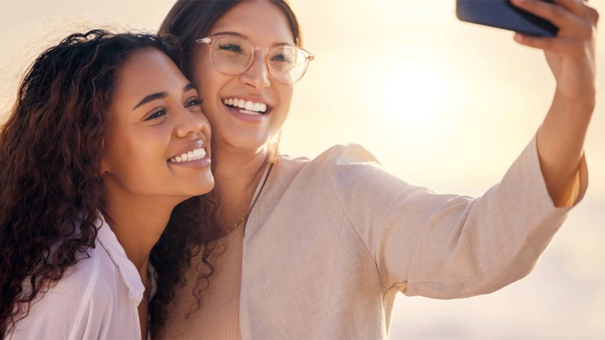 Que signifie le fait que quelqu’un aime prendre beaucoup de photos selon la psychologie