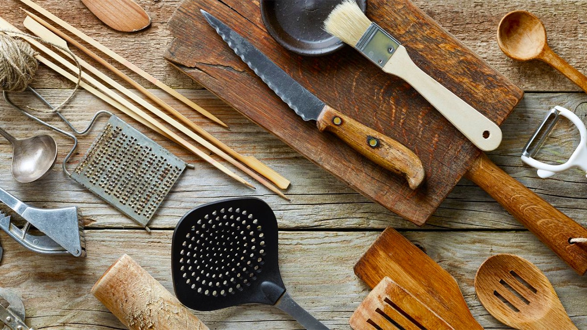 Tout le monde en a chez soi : les dangers mortels de ces ustensiles de cuisine