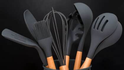 Ustensiles de cuisine noirs : une étude révèle pourquoi vous devriez vous en débarrasser