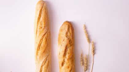 L'astuce secrète des boulangers pour garder son pain plus longtemps et ce n'est ni avec un torchon et ni avec un sac