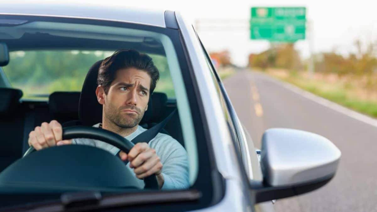 Peu de conducteurs savent ce que ce panneau signifie et ça peut leur coûter cher en amendes