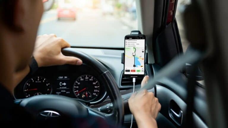 Waze: cette astuce va changer la vie de tous les automobilistes sur la route des vacances