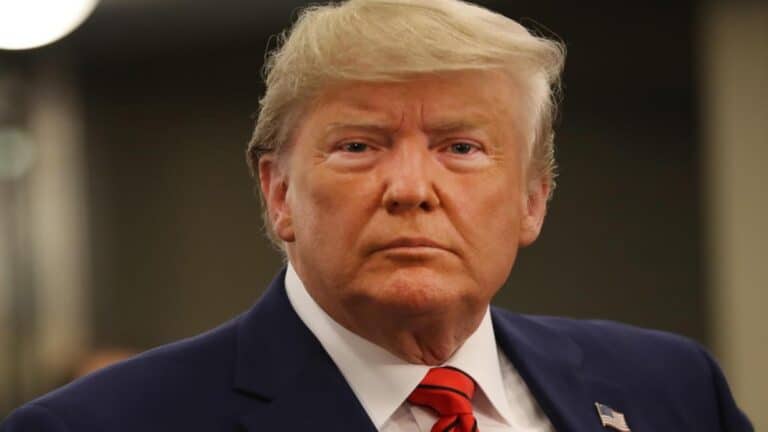 Donald Trump adopte un nouveau look et enflamme les réseaux sociaux : « Il semble plus jeune »