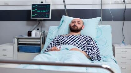  Une étude révèle que votre corps sait quand la mort est proche, et tout commence dans votre nez