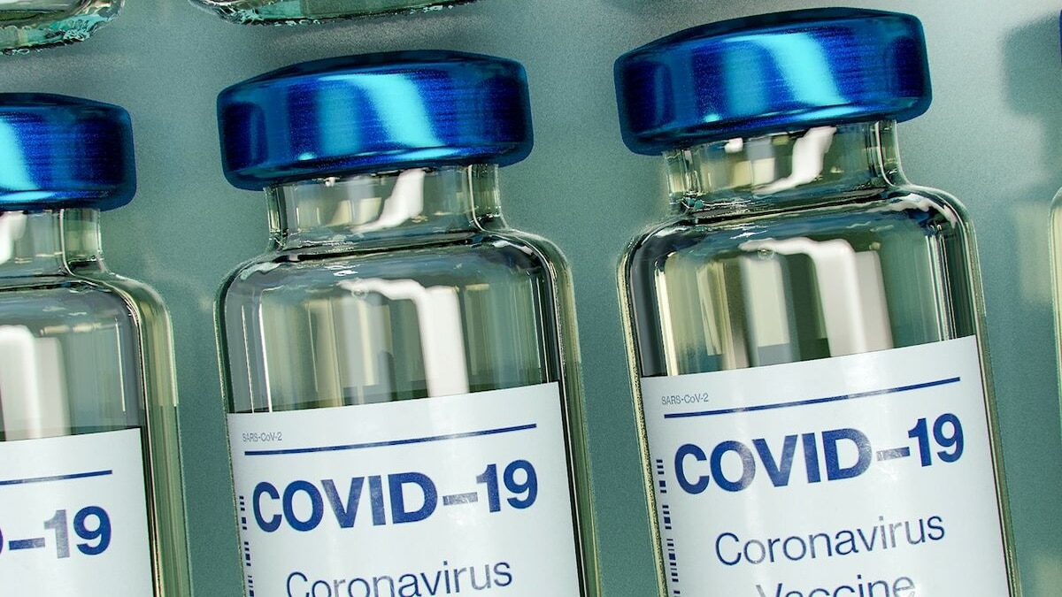 Des effets secondaires rares sont détectés dans les vaccins COVID-19 après l'étude de 99 millions de personnes, faut-il s'inquiéter ?
