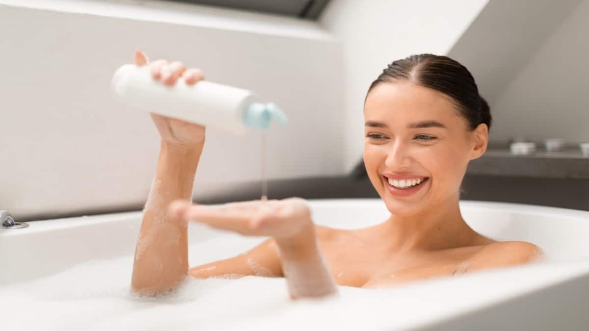 Quels sont les bienfaits de prendre un bain à deux en psychologie ? La réponse vous surprendra