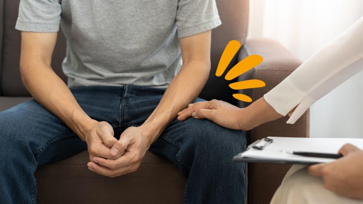 Un psychologue explique ce que signifie bouger constamment les jambes lorsque vous êtes assis