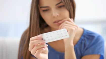 La dangereuse tendance française : prendre des antihistaminiques pour affiner ses fesses