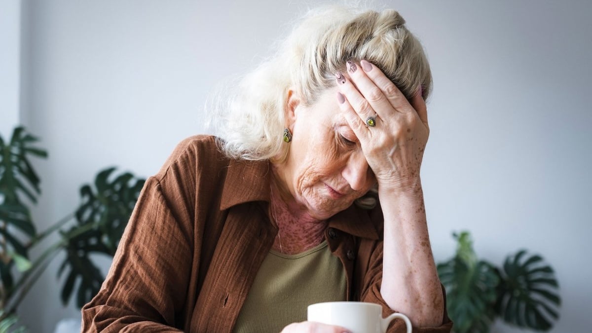 Maladie d'Alzheimer : Ces 3 signes silencieux qui apparaissent bien avant la perte de mémoire