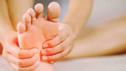 Les crampes nocturnes ne sont pas une coïncidence : votre corps vous avertit de quelque chose d’important