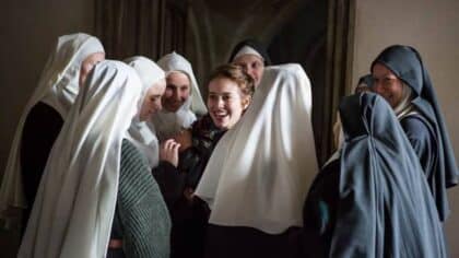 Une religieuse tombait enceinte chaque année, personne n'imaginait comment, mais le dernier bébé révéla un secret qui laissa tout le monde surpris.