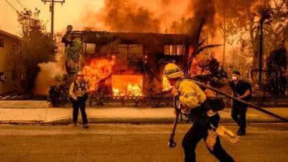 Un terrible incendie s'est déclaré il y a quelques heures : les évacuations sont en cours et des zones sont en ruines